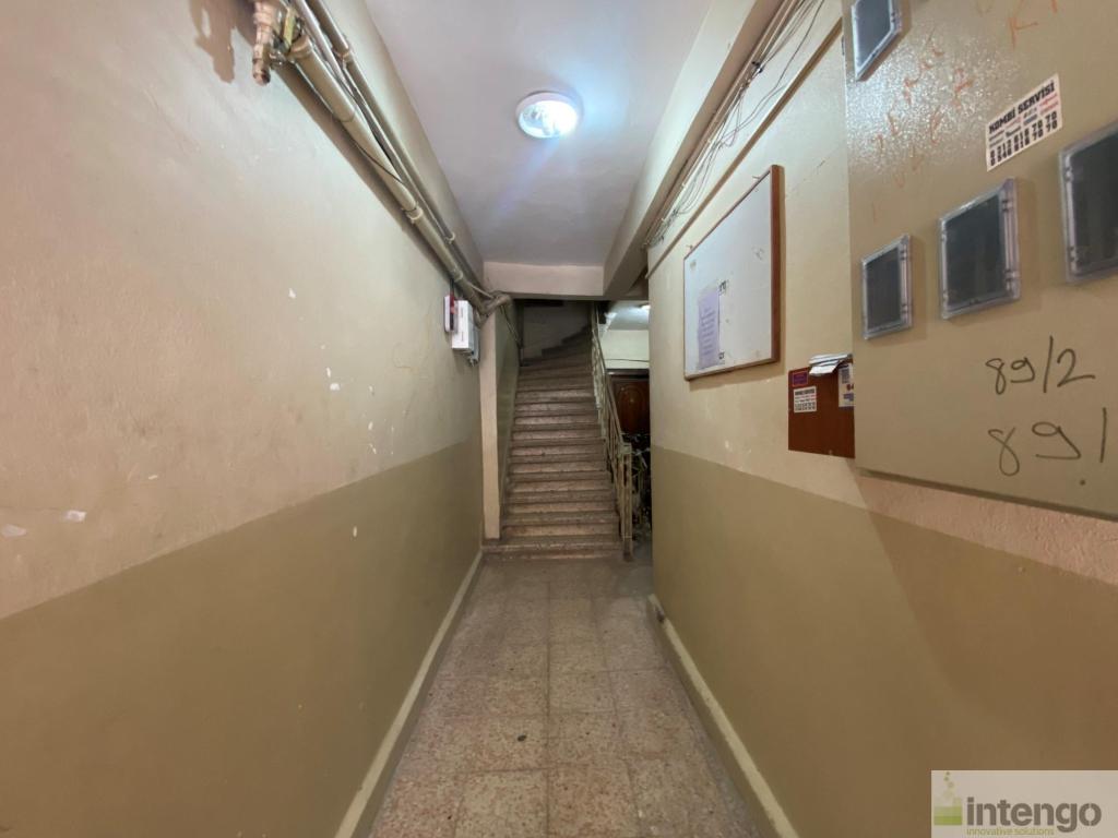 FATİH MEVLANAKAPI MAHALLESİ'NDE SATILIK DAİRE (R-1747) — foto 4