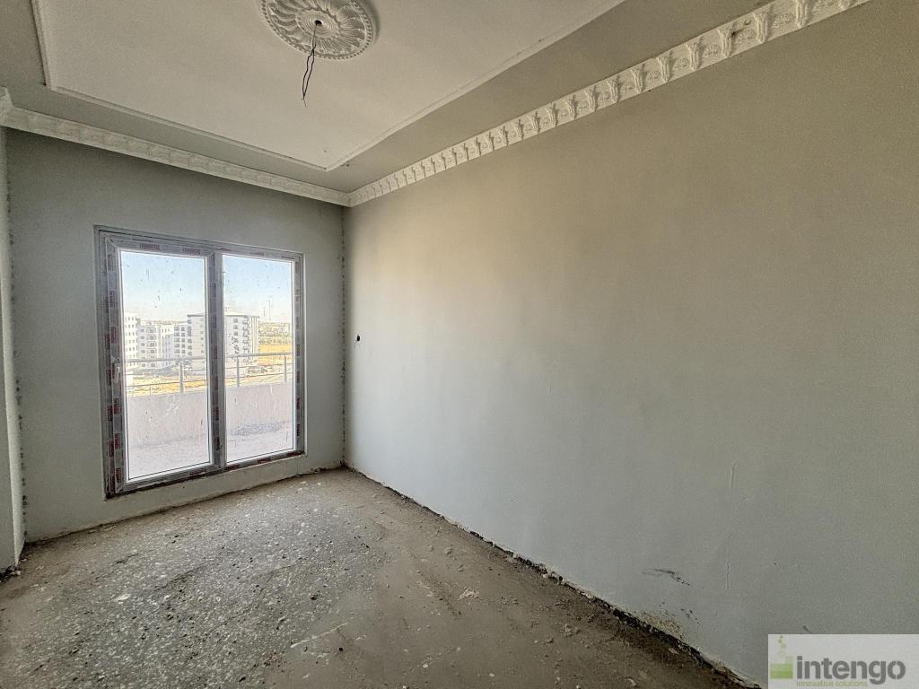 KIZILTEPE YENİKENT MAHALLESİ'NDE SATILIK DAİRE (R-1769)