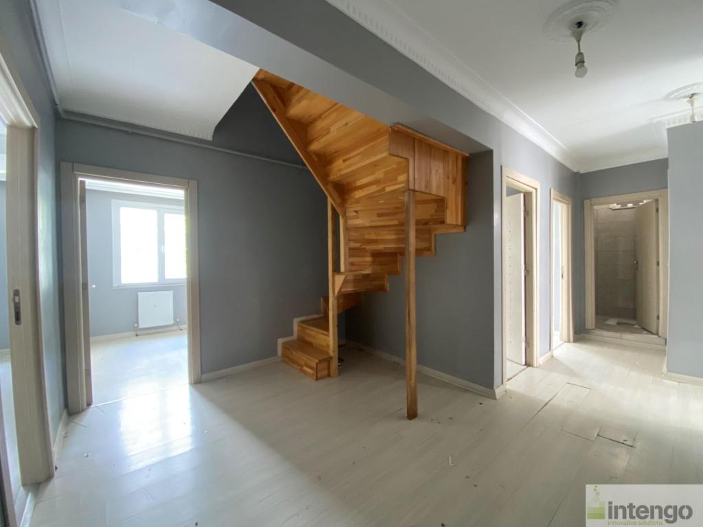 BAŞAKŞEHİR GÜVERCİNTEPE MAHALLESİ'NDE SATILIK ÇATI DUBLEKSİ (R-1790)