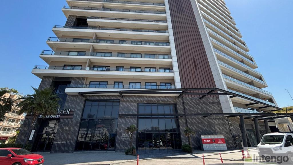 BORNOVA IKON TOWER'DA SATILIK DAİRE (R-1801)