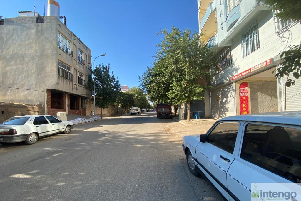 SİVEREK HALİLİYE MAH. SATILIK ASMA KATLI DÜKKAN (R-271)