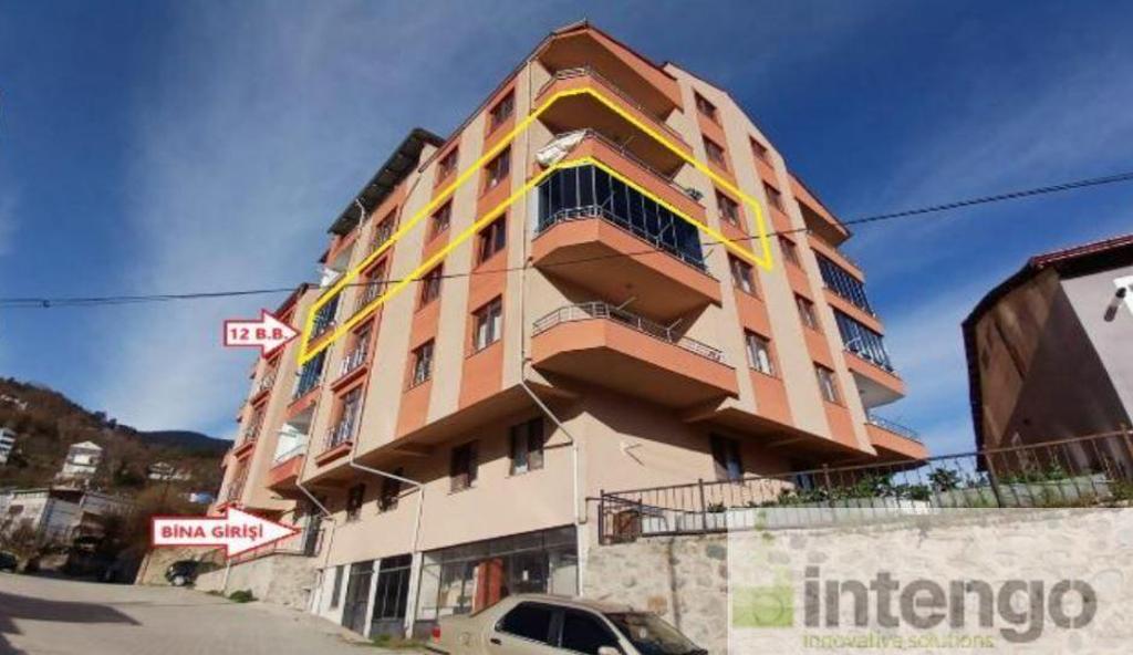ARTVİN MERKEZ BALCIOĞLU MAHALLESİ'NDE SATILIK DAİRE (R-1816)