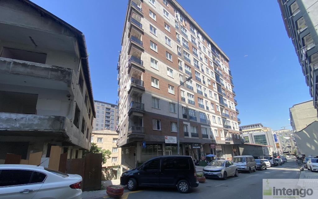 KÜÇÜKÇEKMECE KANARYA MAHALLESİ'NDE SATILIK DAİRE (R-1817)
