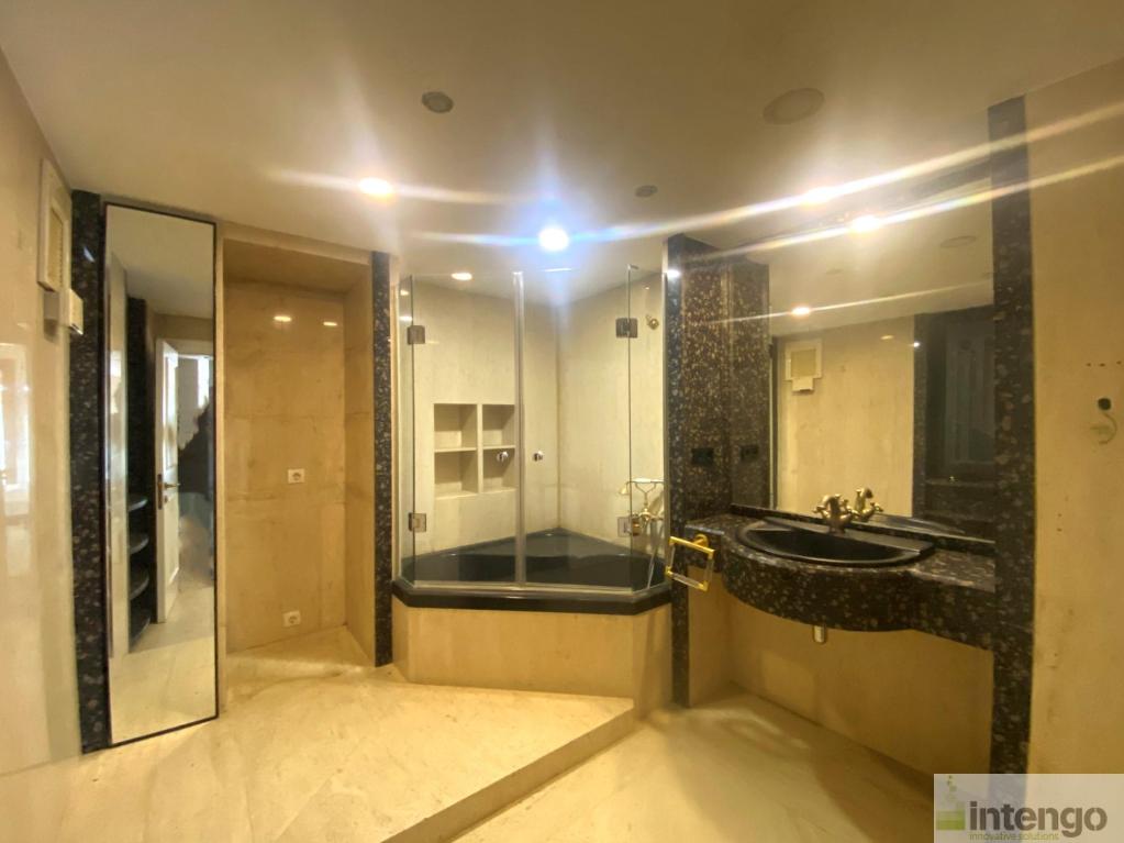 BEBEK AYŞE SULTAN KORUSU'NDA BOĞAZ MANZARALI BAHÇELİ DAİRE (R-1826) — foto 22