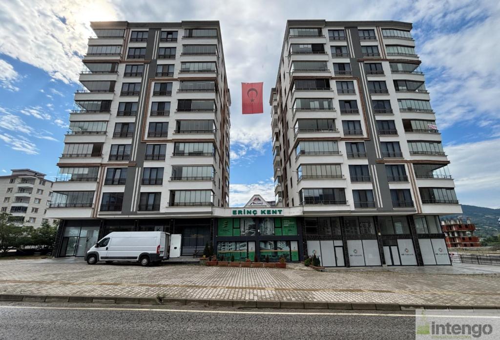 İLKADIM ERİNÇ KENT SİTESİ'NDE SATILIK DAİRE (R-1872)
