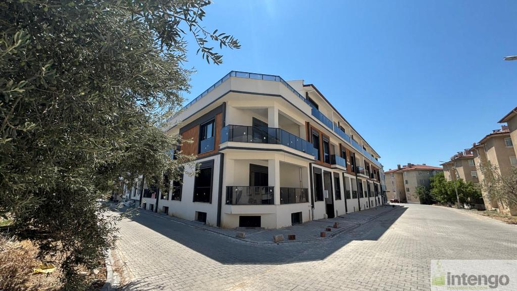 EDREMİT KADIKÖY MAHALLESİ'NDE SATILIK DUBLEKS DAİRE (R-1886) — foto 3