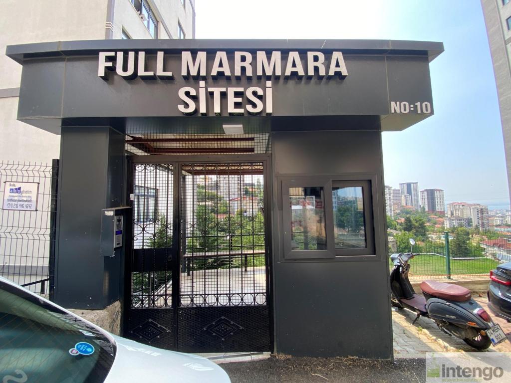 KARTAL FUL MARMARA SİTESİ'NDE SATILIK ÇATI DUBLEKSİ (R-1888)