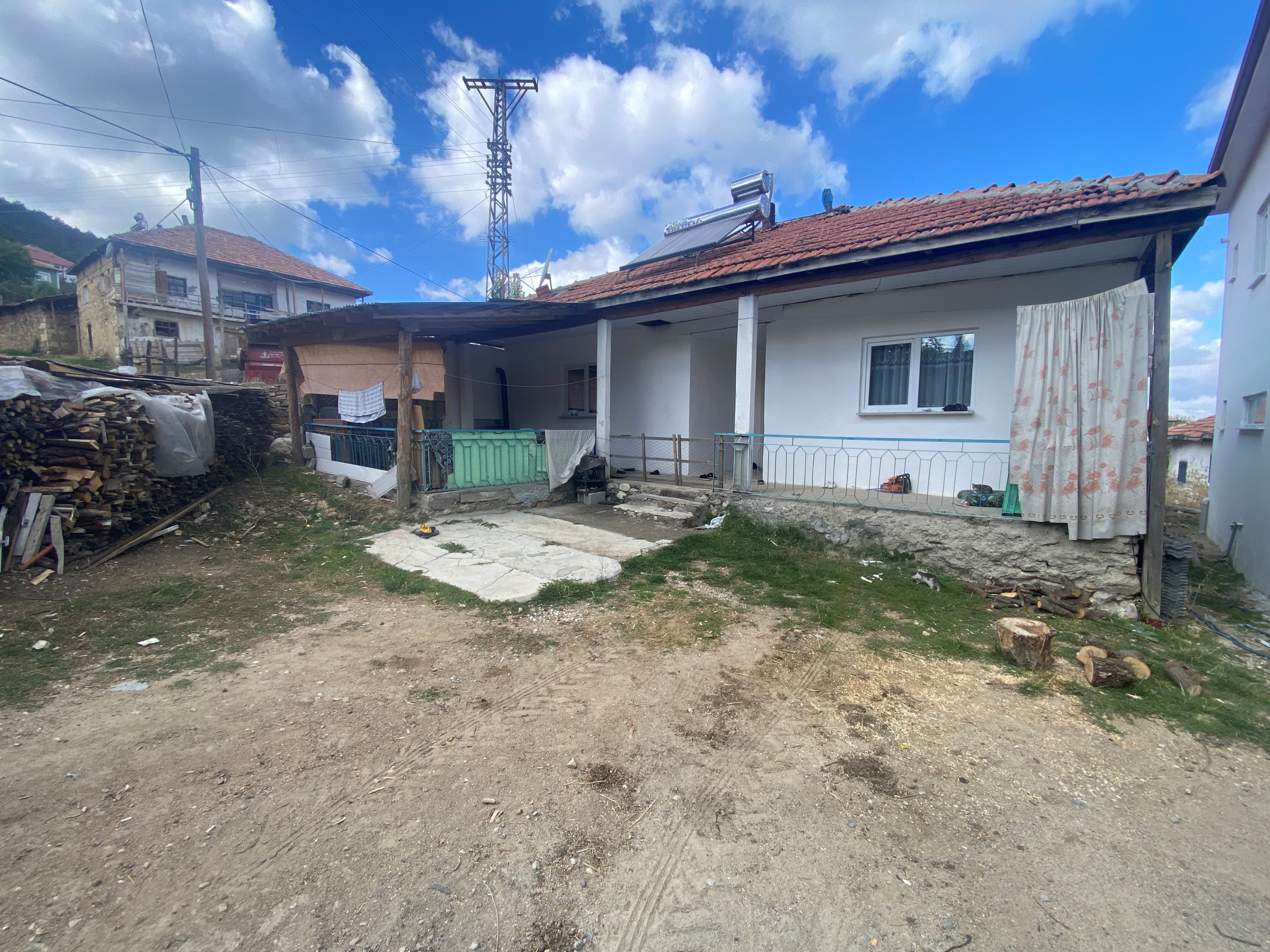Arsa/Arazi - YOZGAT AKDAĞMADENİ