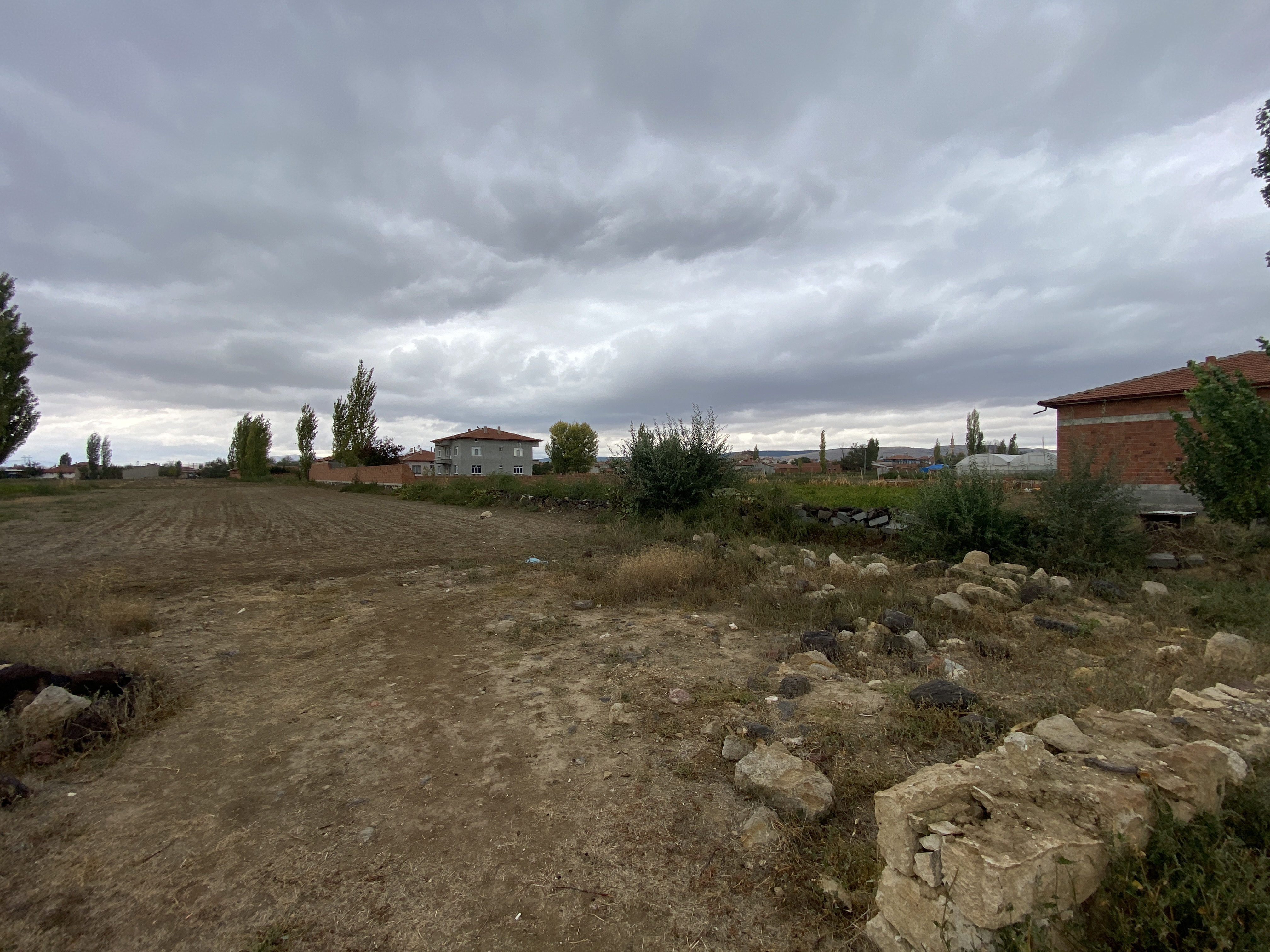 AFYONKARAHİSAR MERKEZ FETHİBEY BLD'DE İMARLI ARSA (R-827)