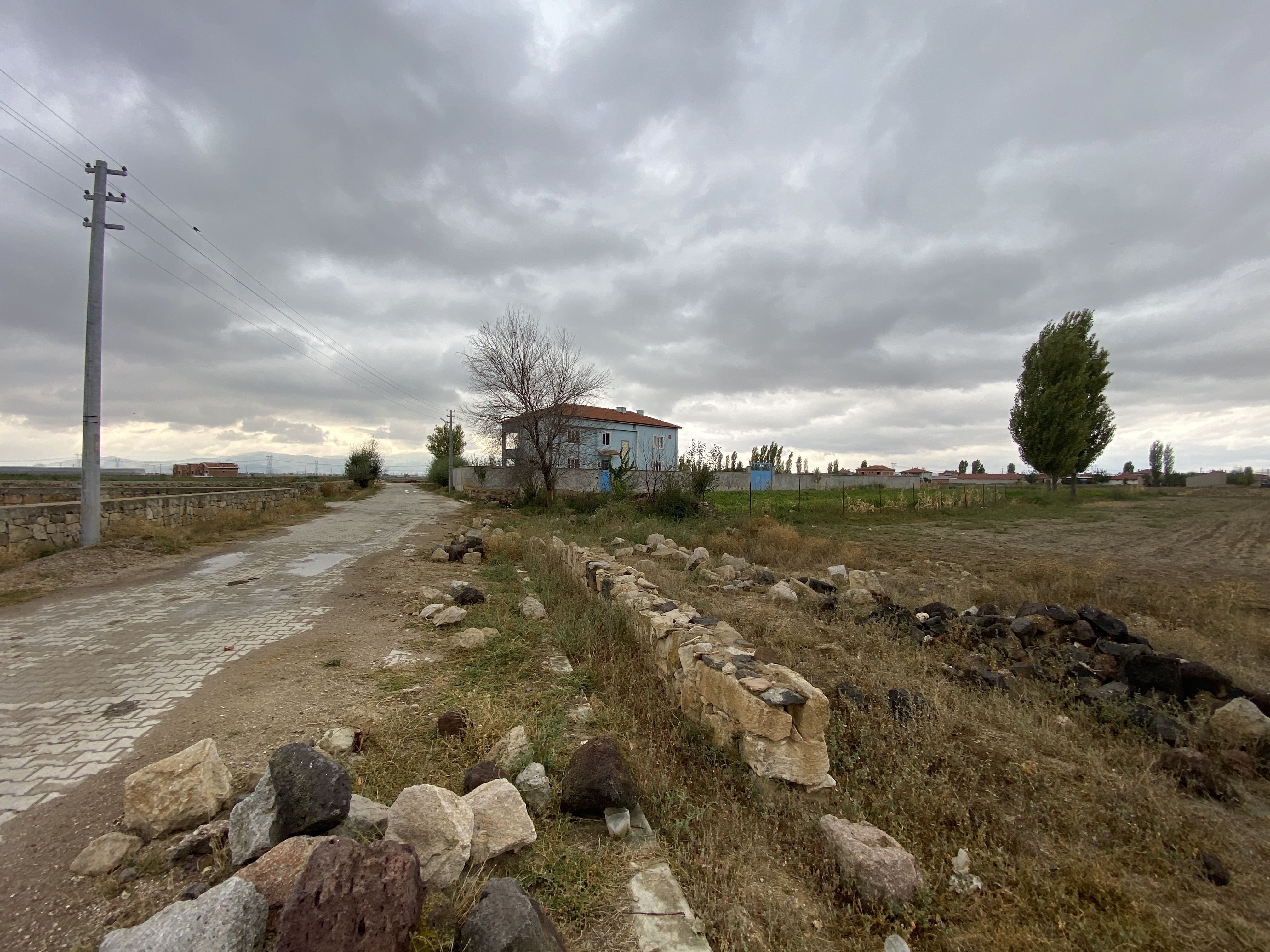 AFYONKARAHİSAR MERKEZ FETHİBEY BLD'DE İMARLI ARSA (R-827)