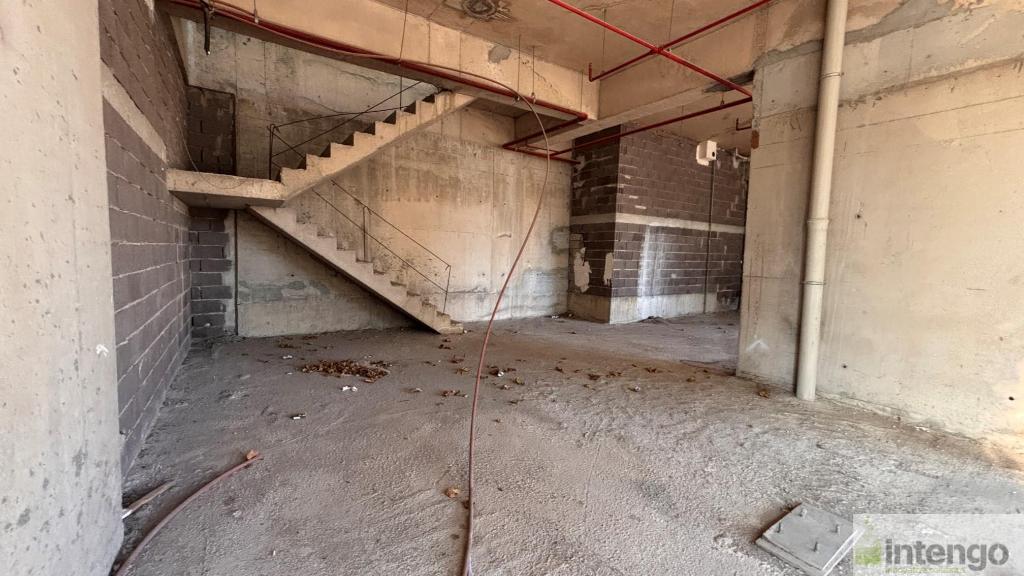 BORNOVA MODDA BULVAR SİTESİ'NDE SATILIK CADDE ÜZERİ DUBLEKS DÜKKAN (R-1903) — foto 9