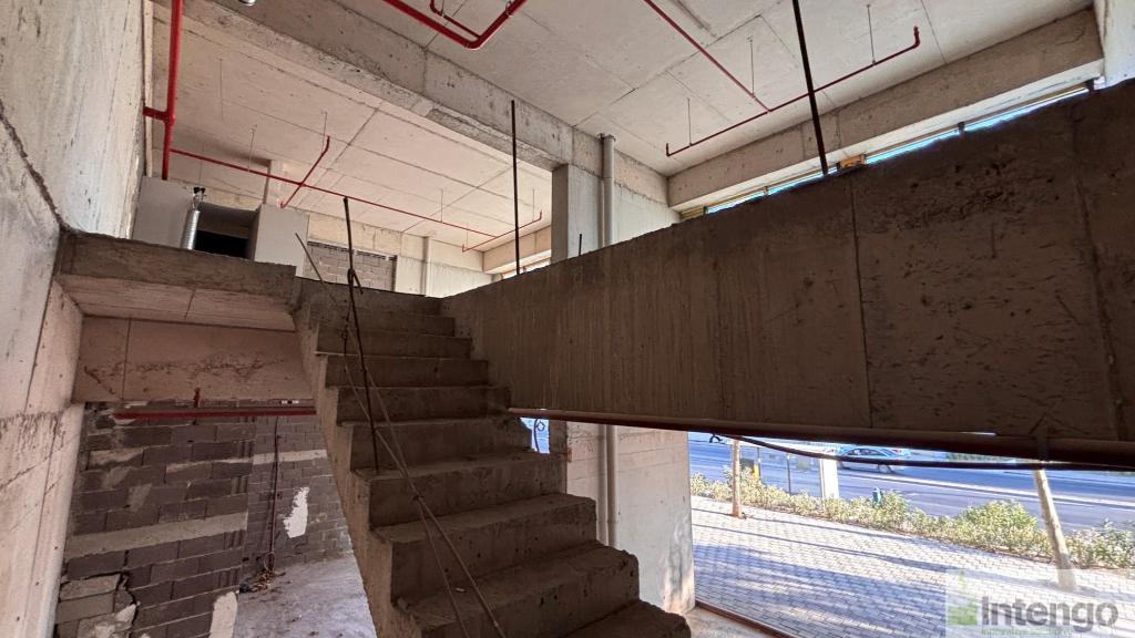 BORNOVA MODDA BULVAR SİTESİ'NDE SATILIK CADDE ÜZERİ DUBLEKS DÜKKAN (R-1903) — foto 11