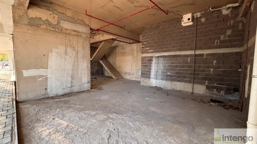 BORNOVA MODDA BULVAR SİTESİ'NDE SATILIK CADDE ÜZERİ DUBLEKS DÜKKAN (R-1903) — foto 7