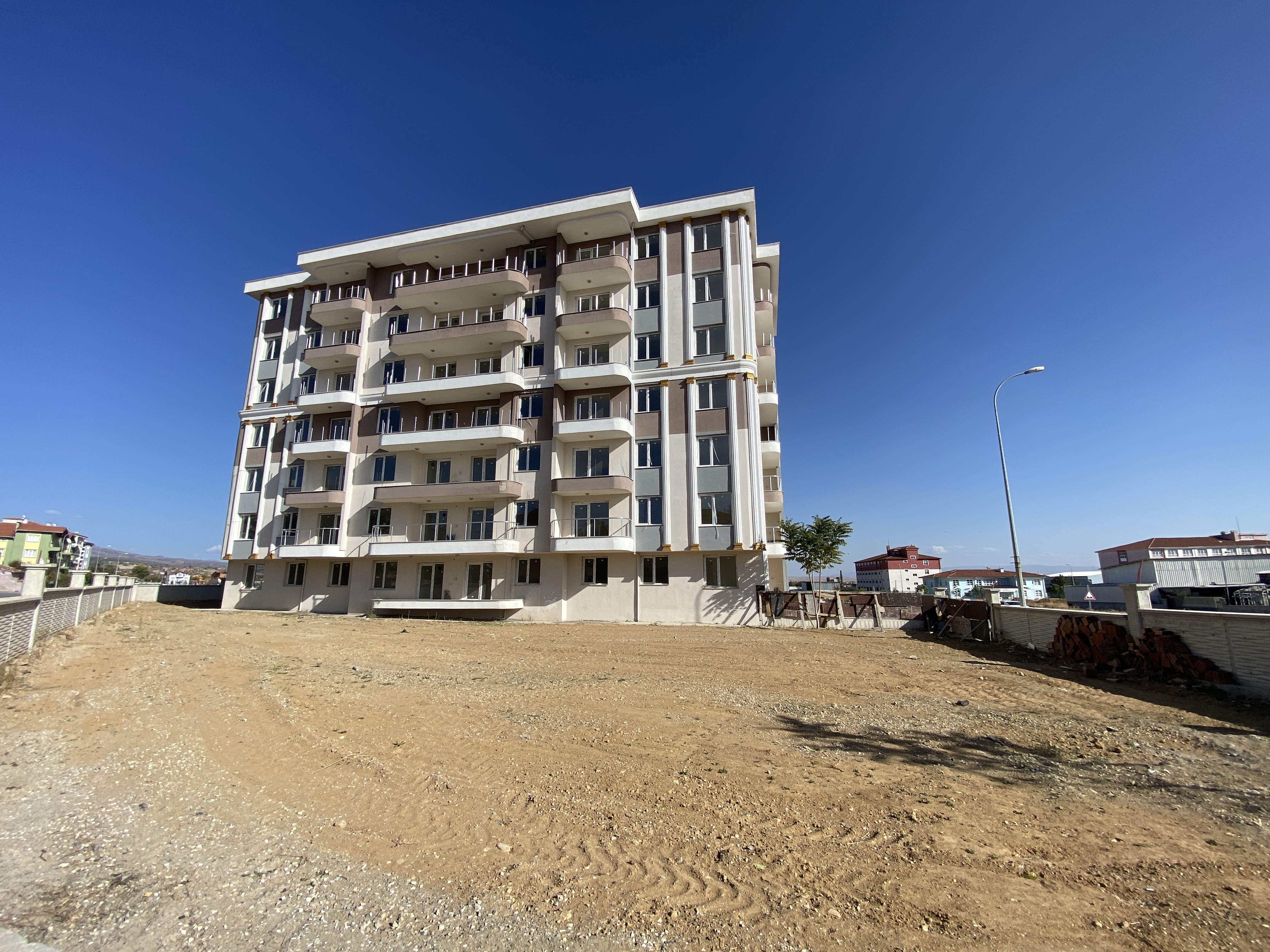 UŞAK MERKEZ MEHMET AKİF ERSOY MAH.'DE DAİRE (R-1072) — foto 6