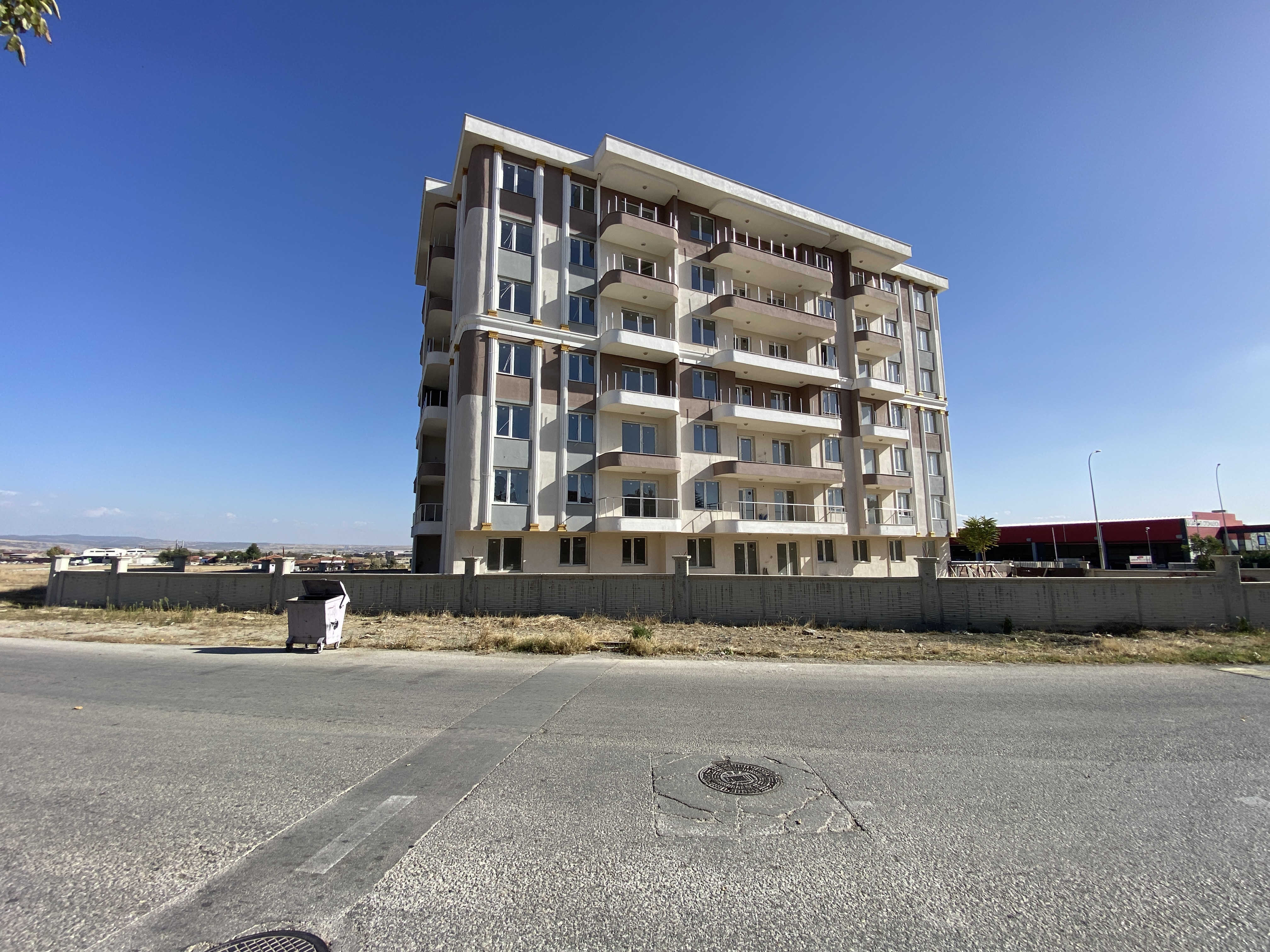 UŞAK MERKEZ MEHMET AKİF ERSOY MAH.'DE DAİRE (R-1072) — foto 7