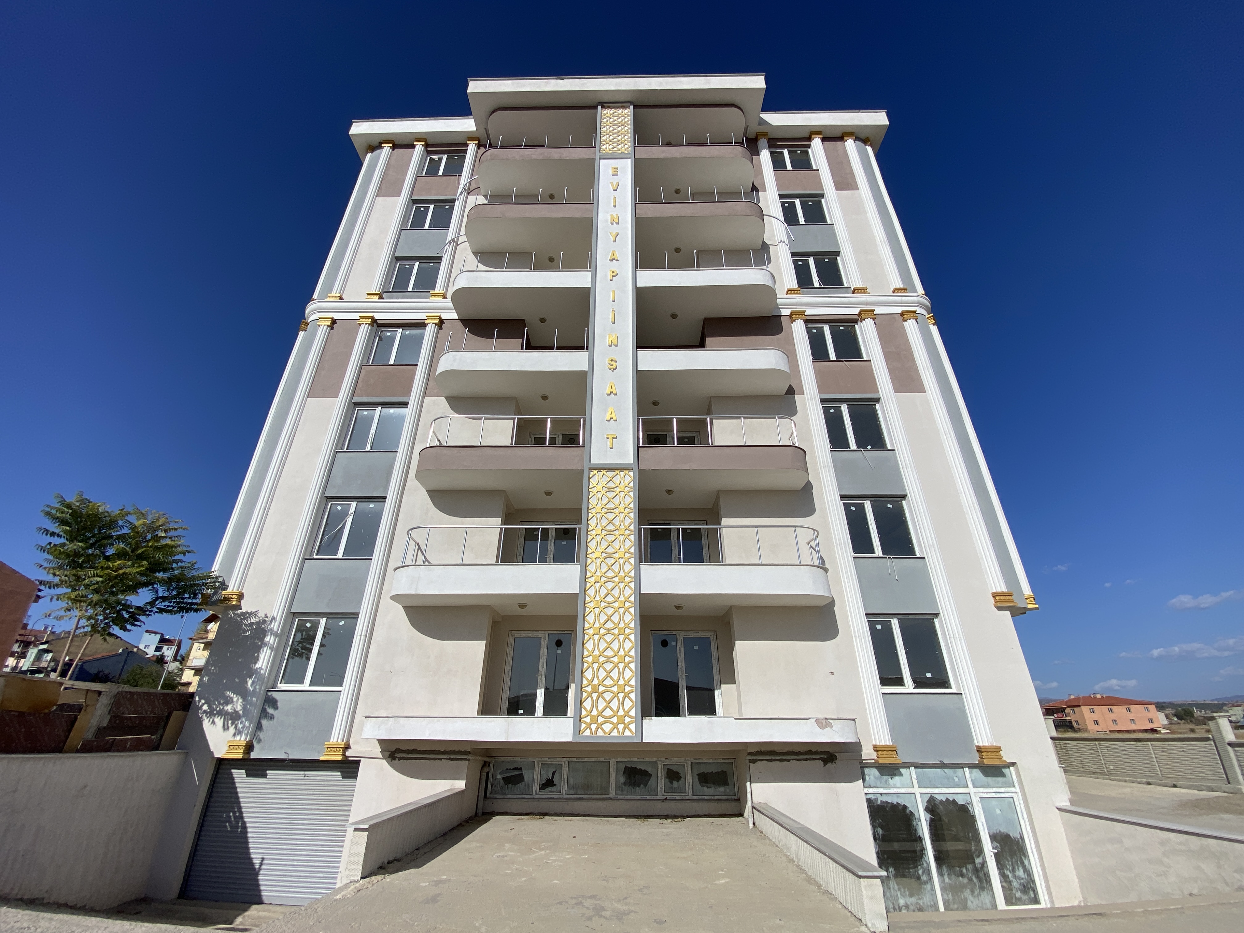 UŞAK MERKEZ MEHMET AKİF ERSOY MAH.'DE DAİRE (R-1072) — foto 4