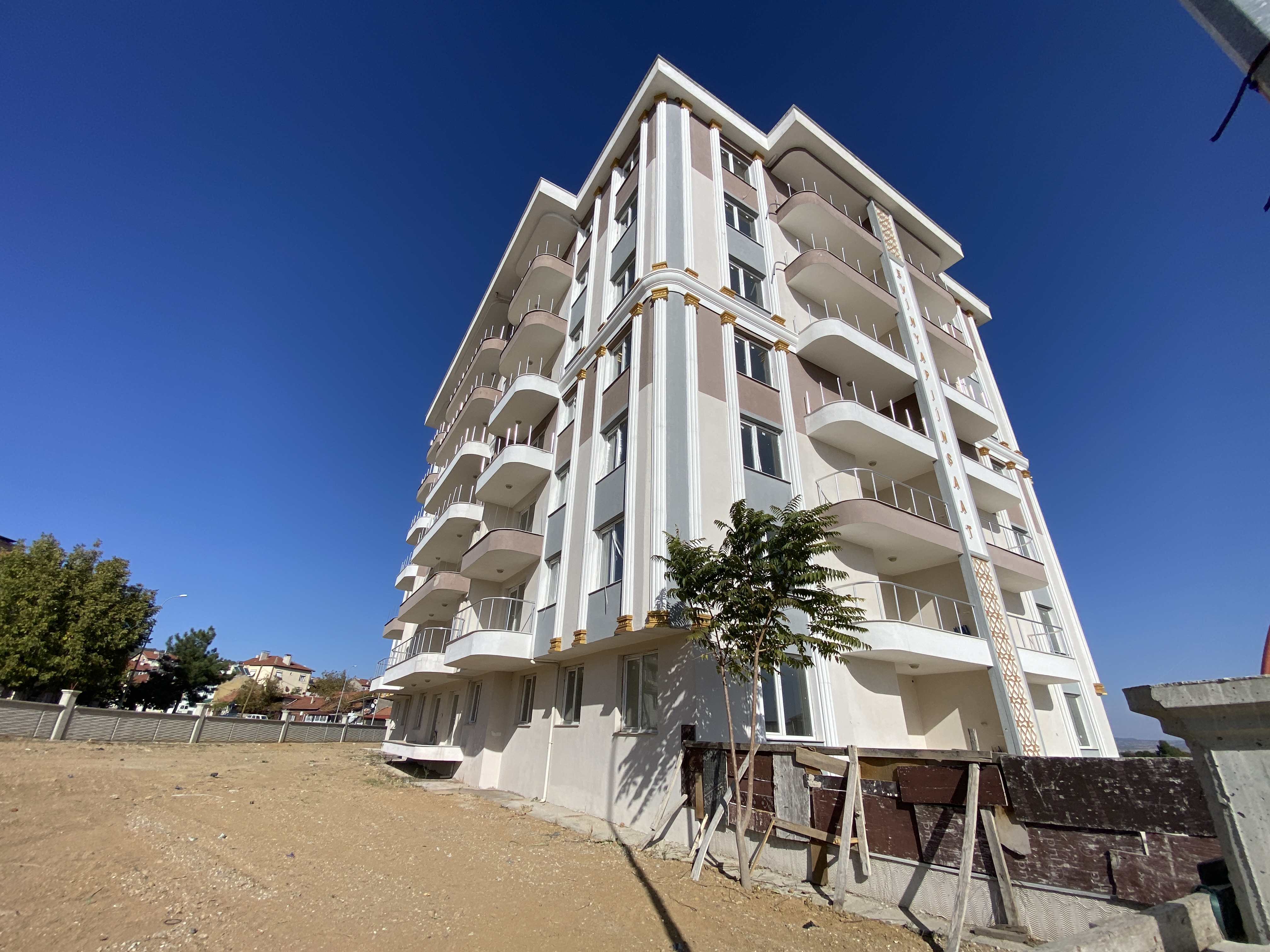 UŞAK MERKEZ MEHMET AKİF ERSOY MAH.'DE DAİRE (R-1072) — foto 10