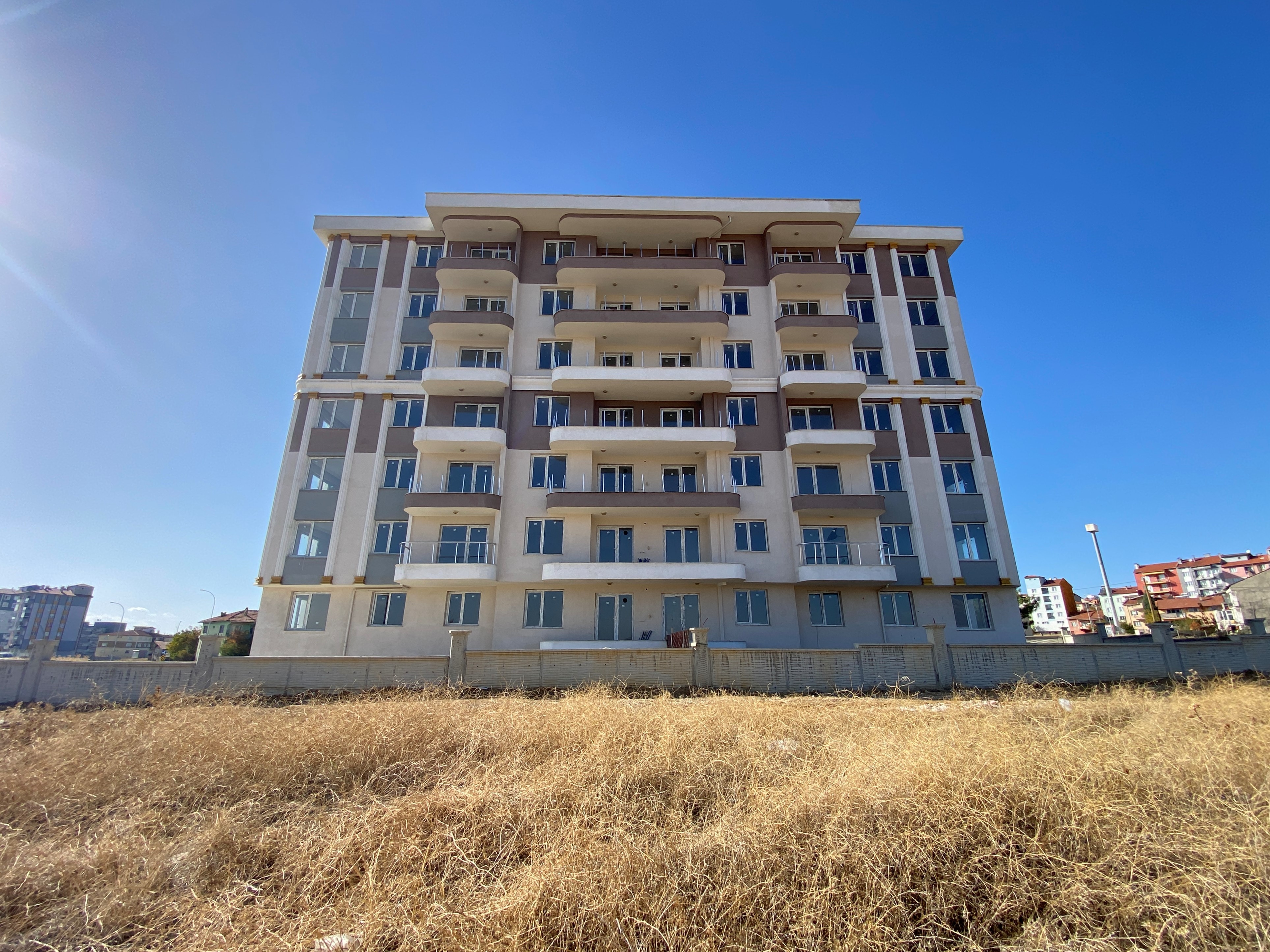 UŞAK MERKEZ MEHMET AKİF ERSOY MAH.'DE DAİRE (R-1072) — foto 3